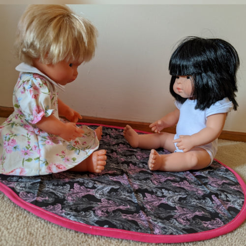 Dolly playmat